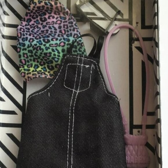 BARBIE CLOTHES BLACK DENIM JUMPER AND ANIMAL PRINT TOP, 2 ACCESSORIES - Picture 3 of 6